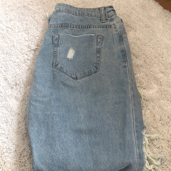 ✨Major Distressed Jeans✨ - Picture 5 of 5